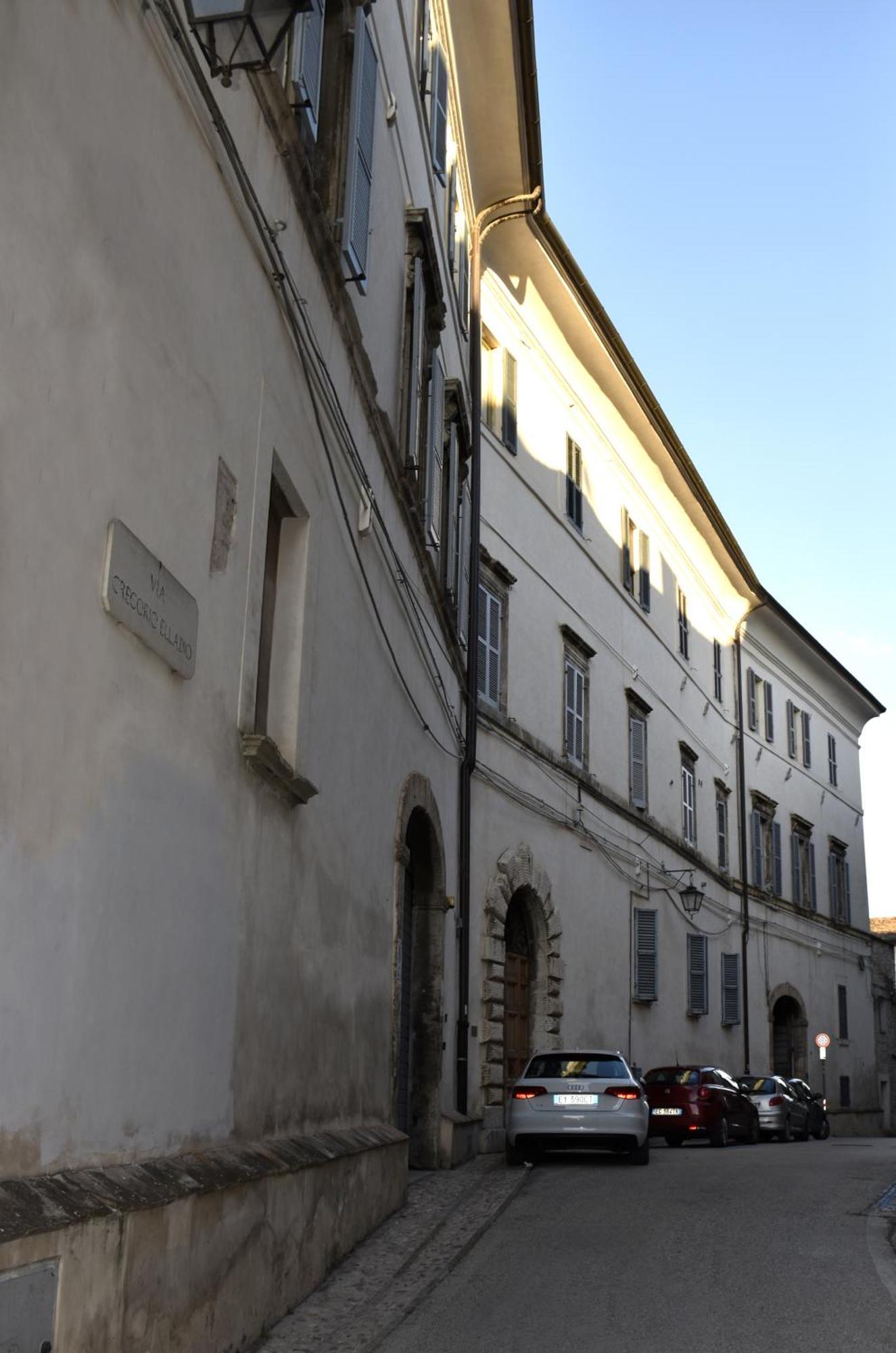 Le Mura Antiche Spolète Extérieur photo